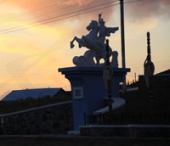 Агинское. Памятник Бабжи-Барас батору. Фото М.Ю.Федосеева