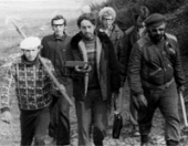 И.И.Кириллов (1-й ряд справа) и В.Ф.Немеров (1-й ряд, в центре) со студентами на разведке в районе пос. Ясногорск. 1979 г. 